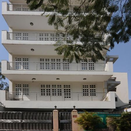 Mehra Residency At The Airport Hotel New Delhi Ngoại thất bức ảnh