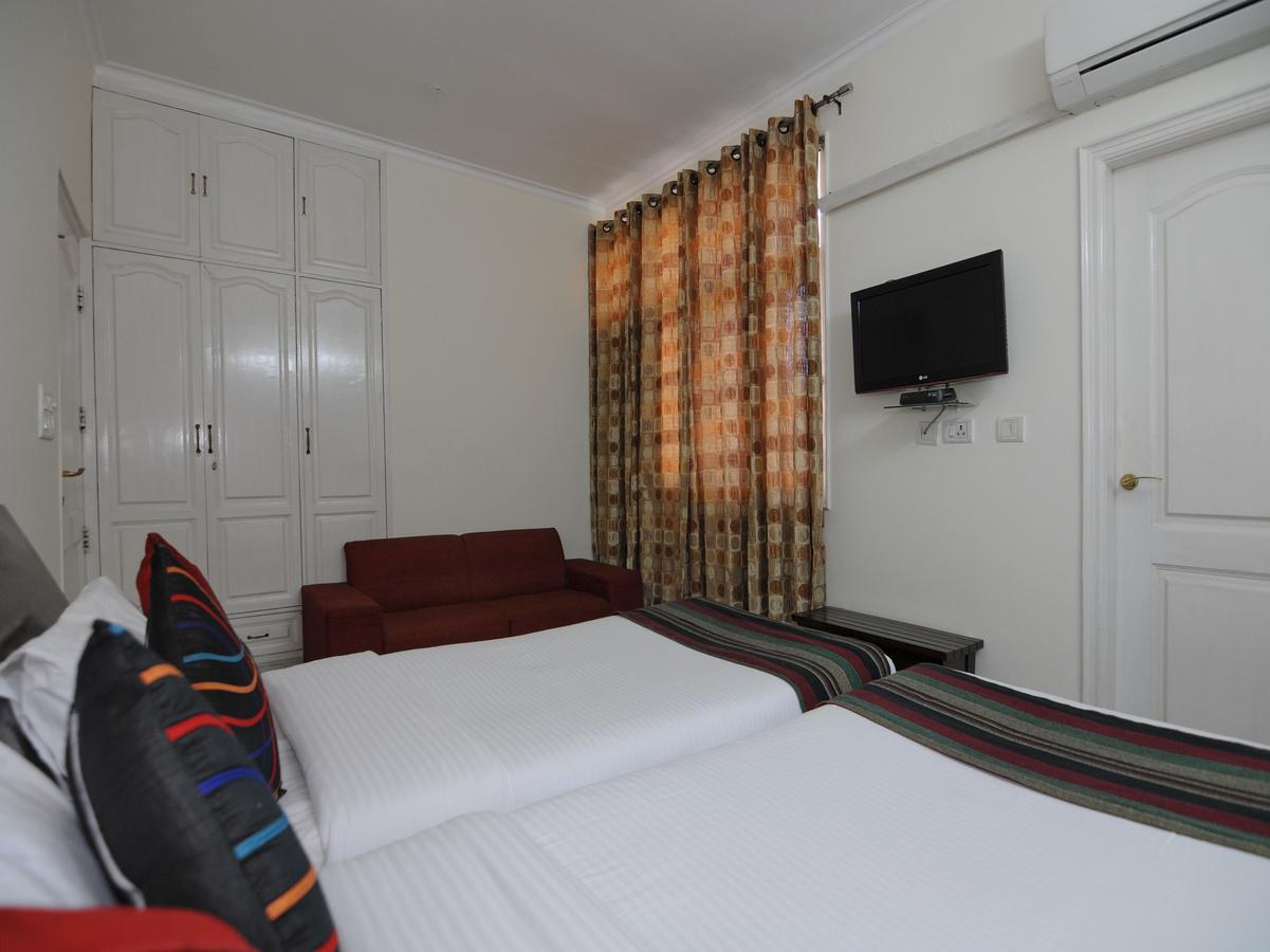 Mehra Residency At The Airport Hotel New Delhi Ngoại thất bức ảnh