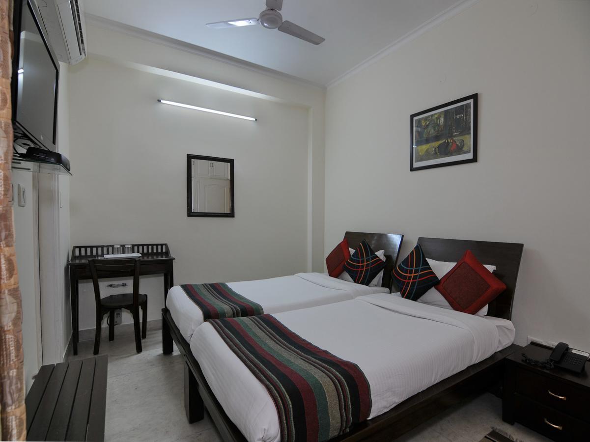 Mehra Residency At The Airport Hotel New Delhi Ngoại thất bức ảnh