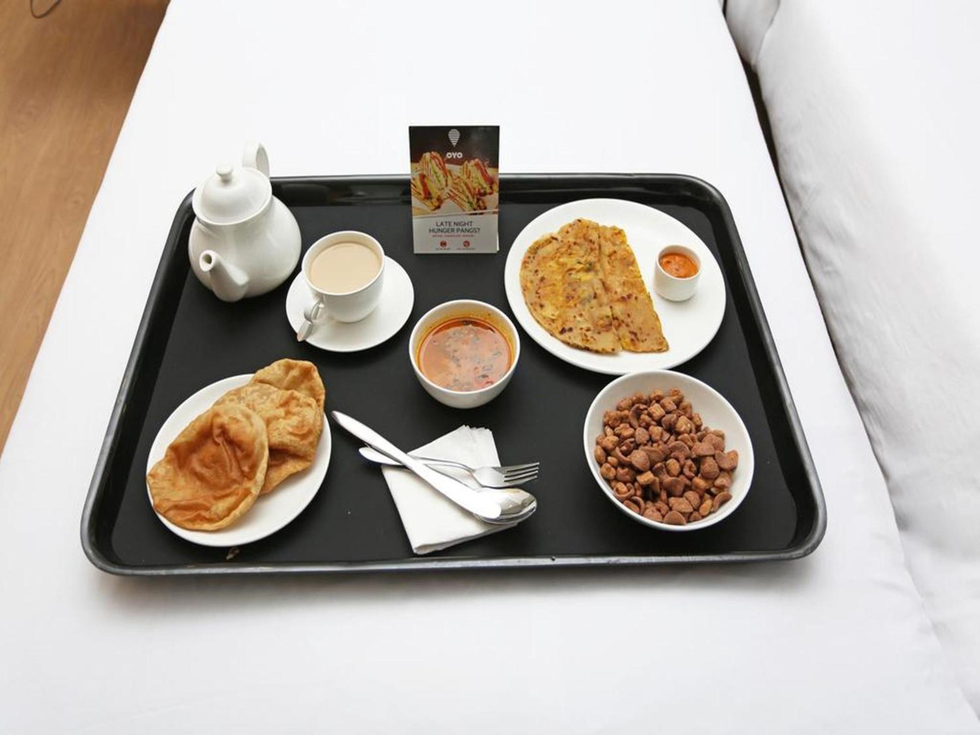 Mehra Residency At The Airport Hotel New Delhi Ngoại thất bức ảnh